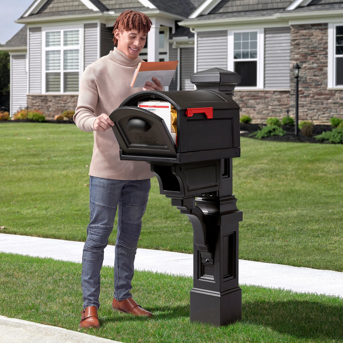 Onyx Black Plastic Mailbox Post Kit D578239