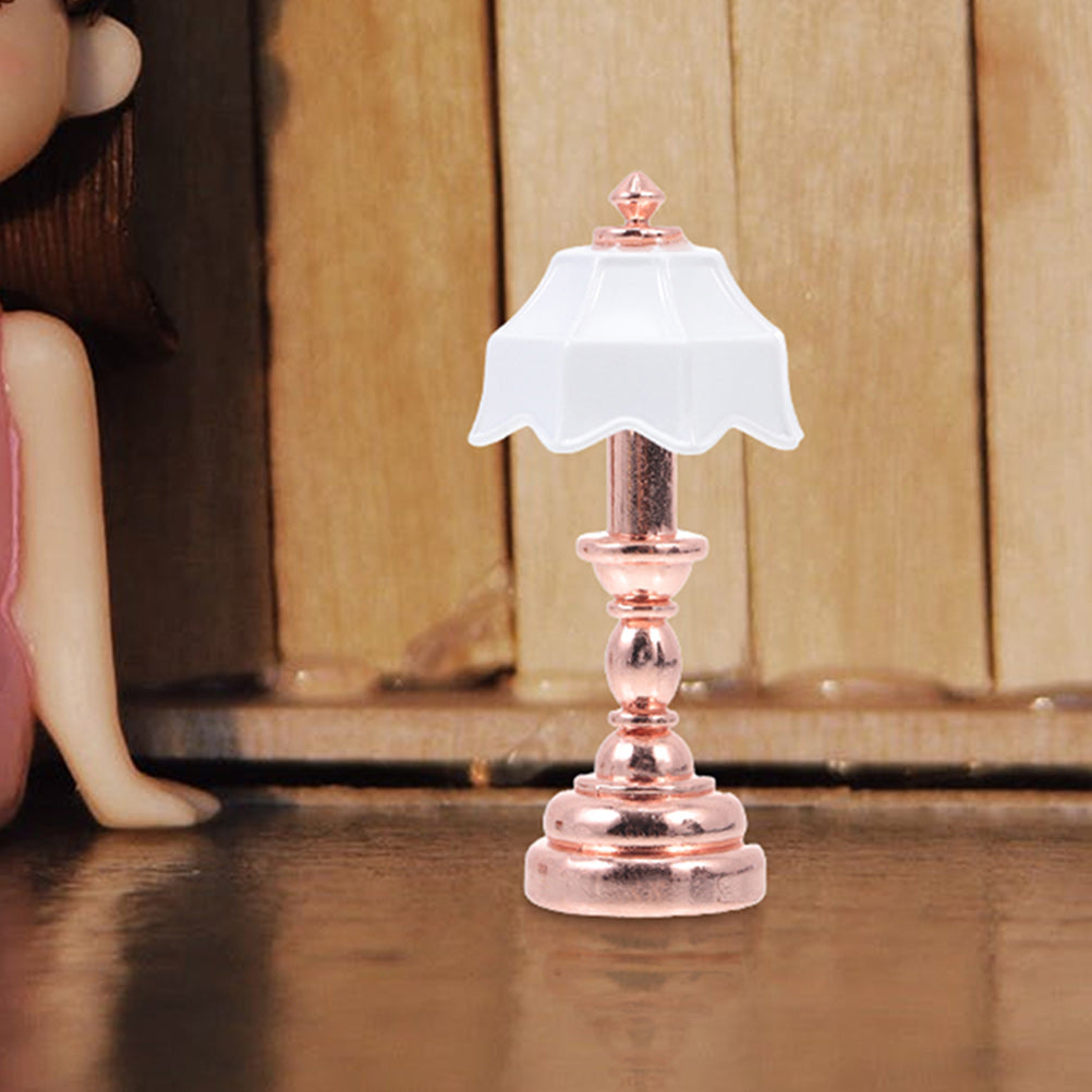 Vintage 4 Pcs Tiny Miniature Lamps For Dollhouse Iron M6120