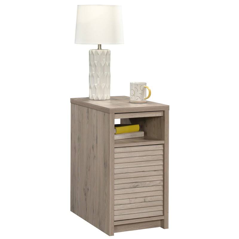 Laurel Oak Side Table M688228