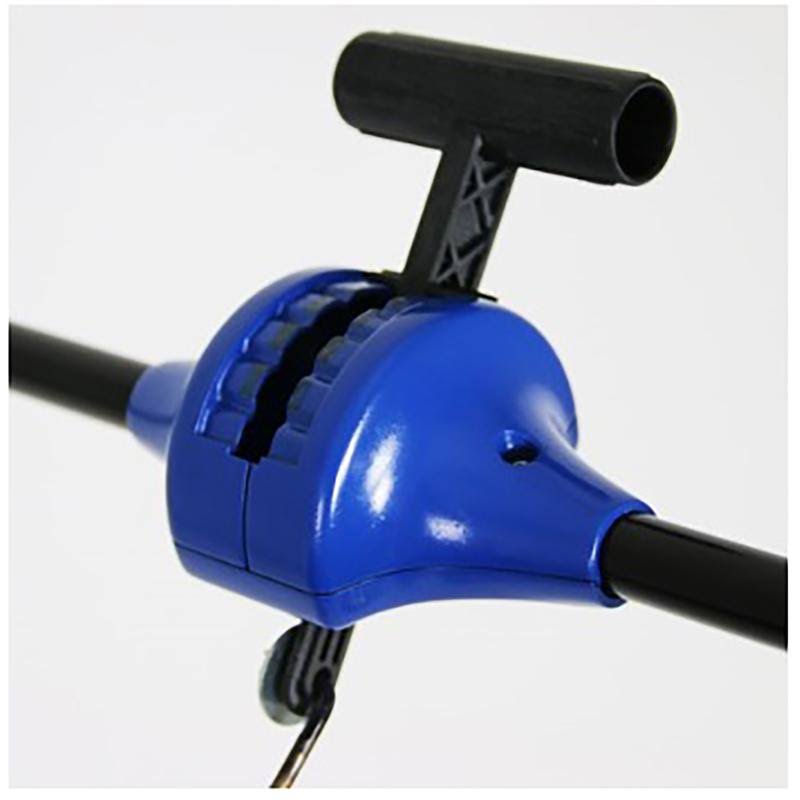 70 Pound Broadcast Spreader T204