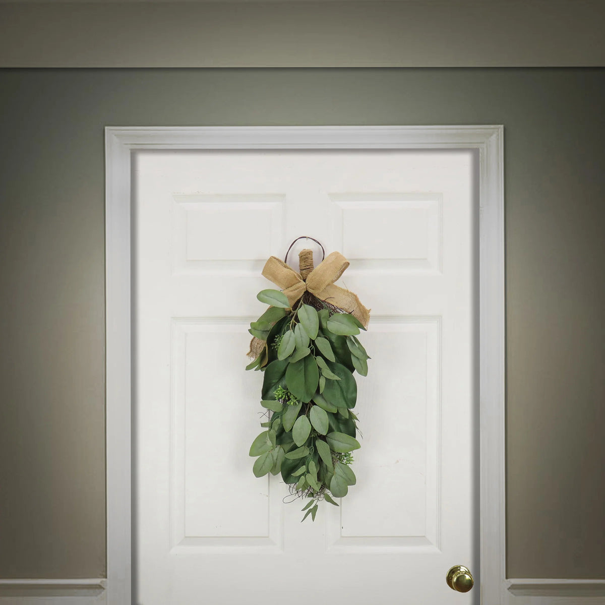 26" Eucalyptus and Magnolia Leaf Swag Z31207