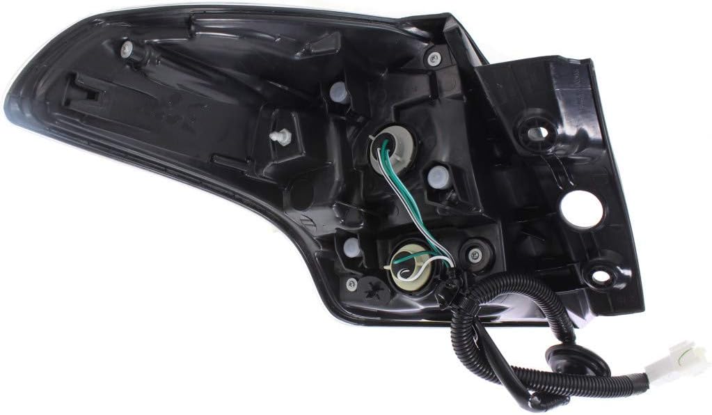Outer Tail Light Assembly Passenger Side Halogen Type F748