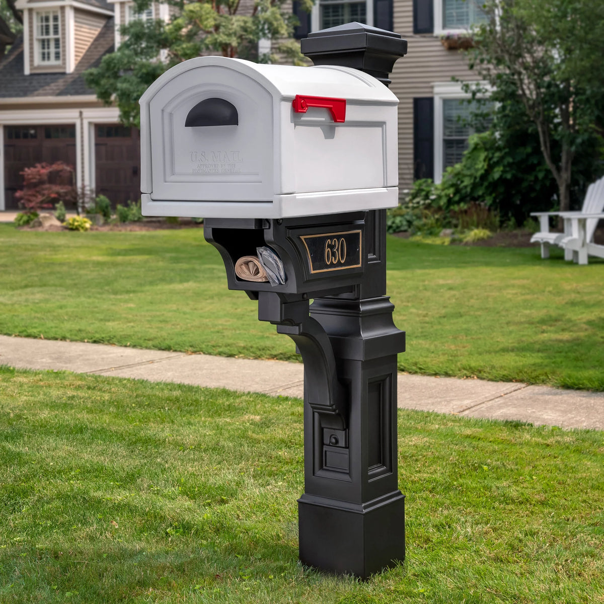 Onyx Black Plastic Mailbox Post Kit D578239