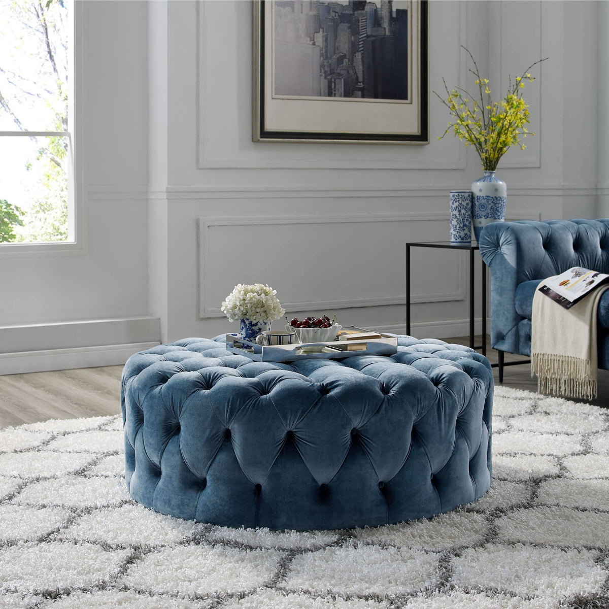 Tufted Velvet Round Ottoman with Casters P206528