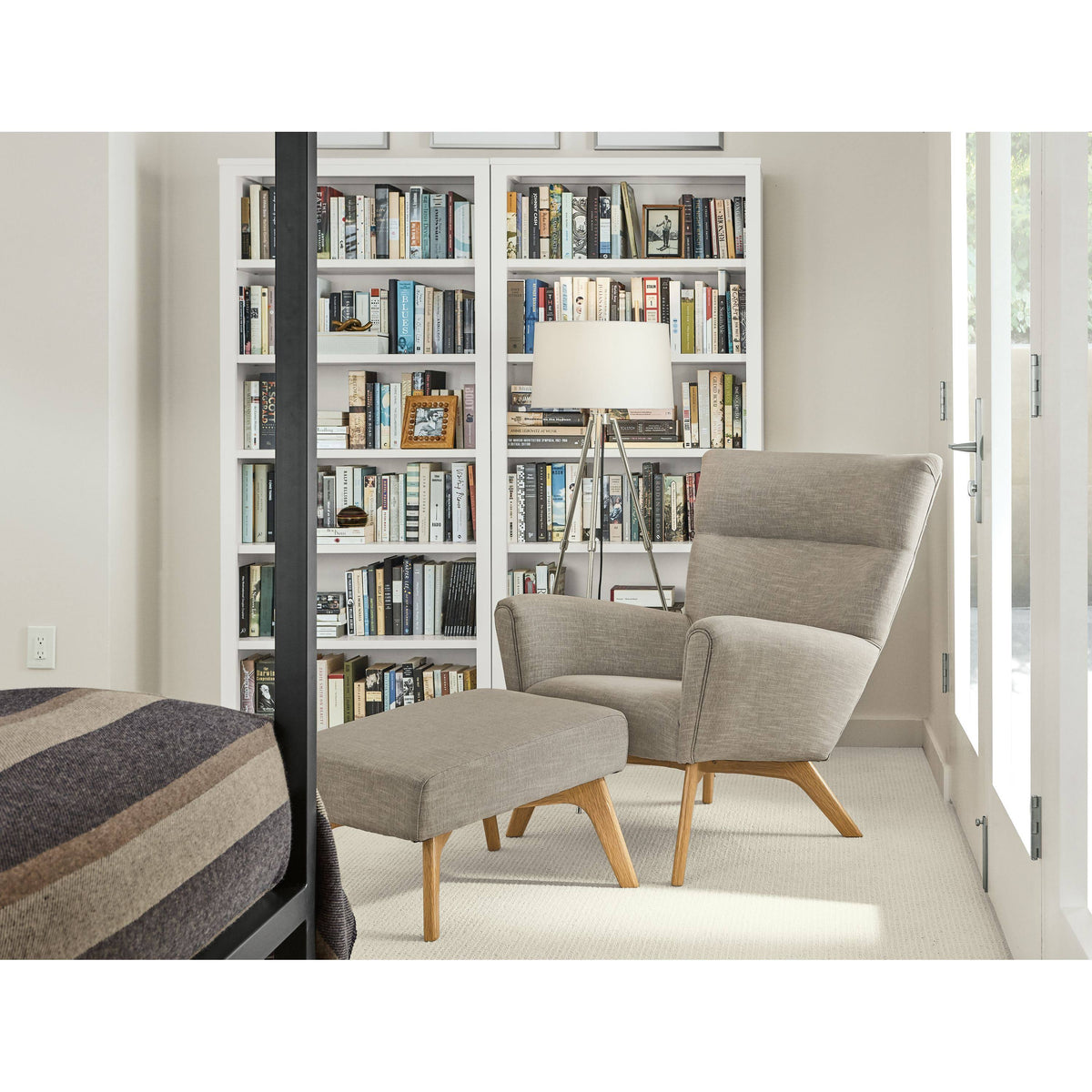 Modern Woodwind Bookcase O80288