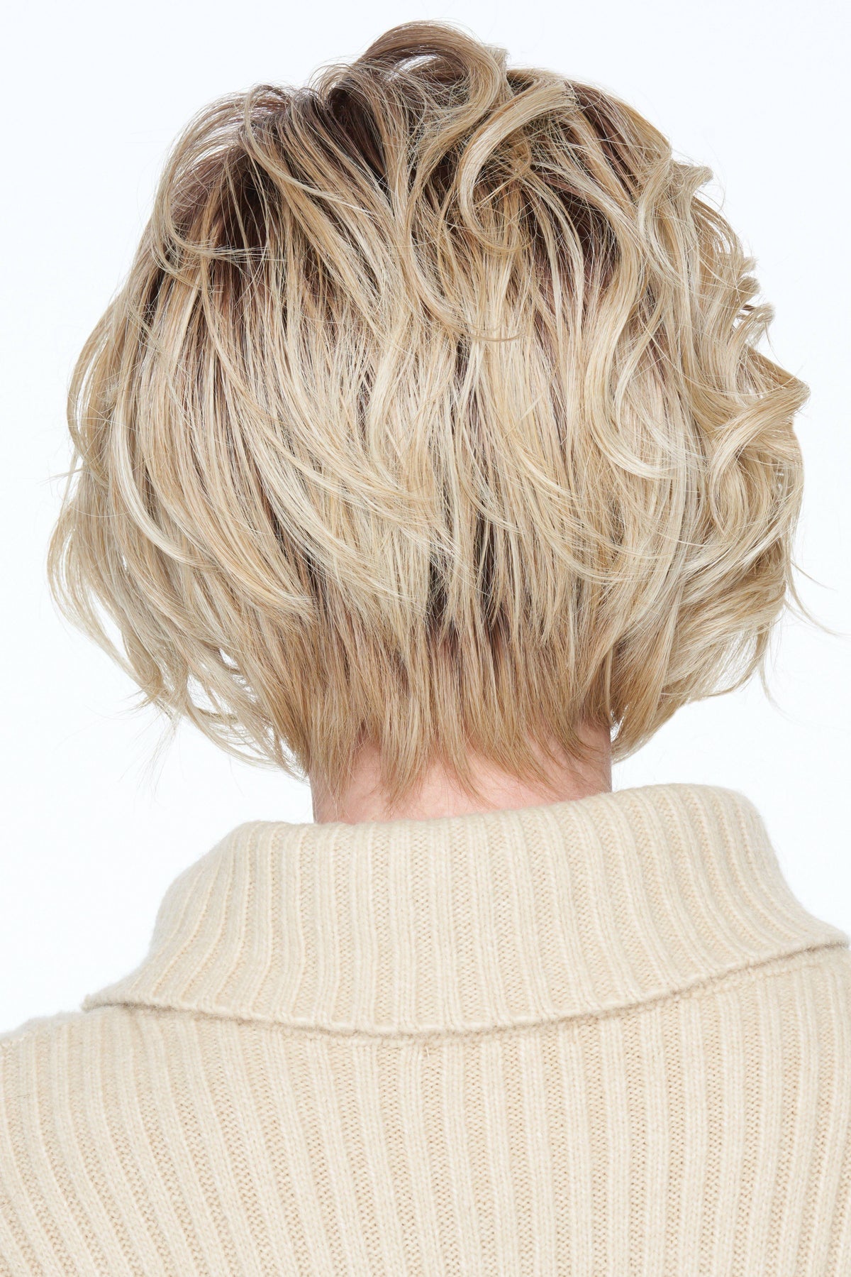 Going places Wig M47139