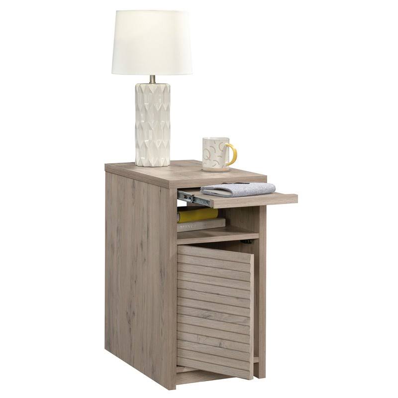 Laurel Oak Side Table M688228