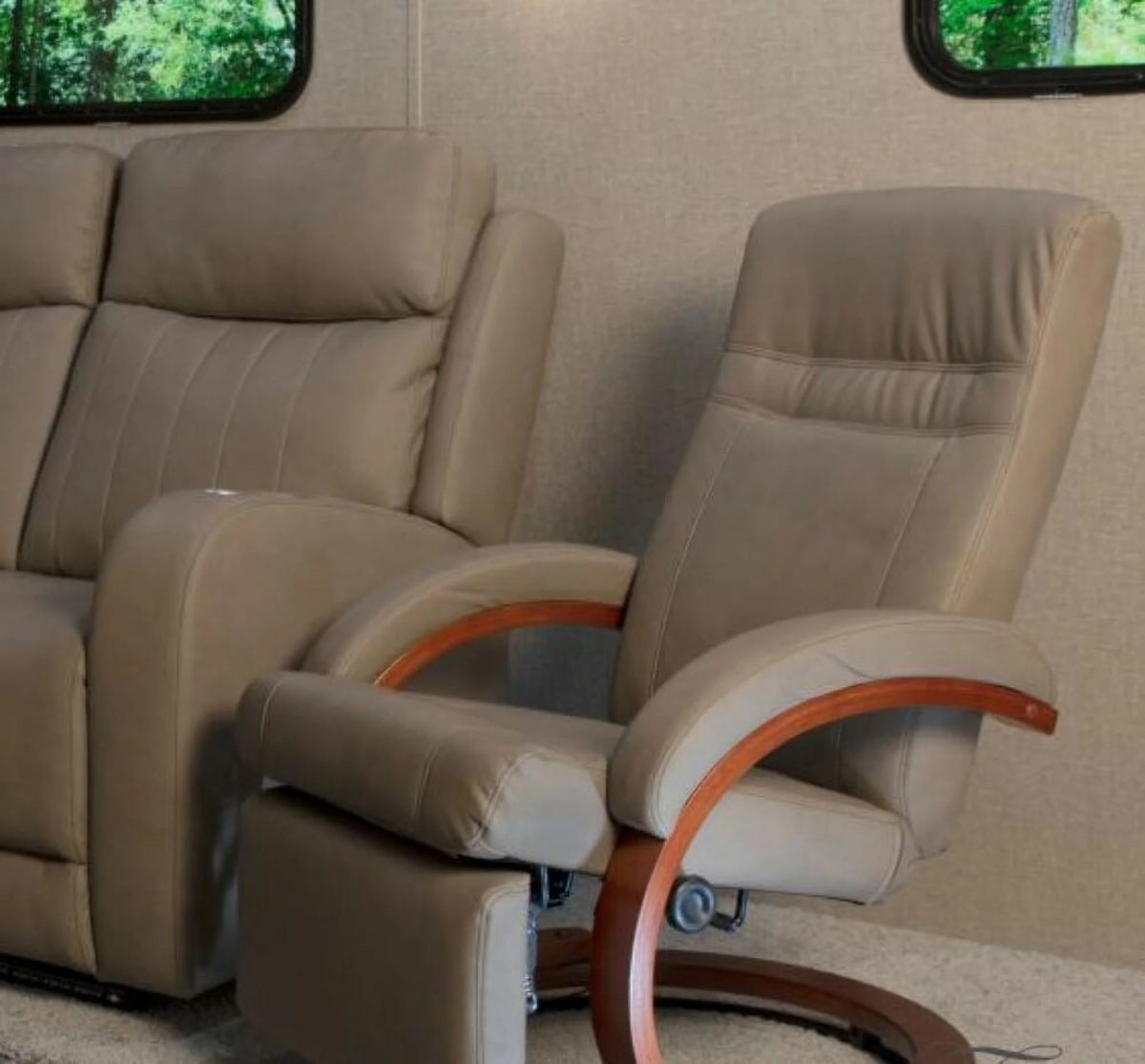 Recliner Chair A81423