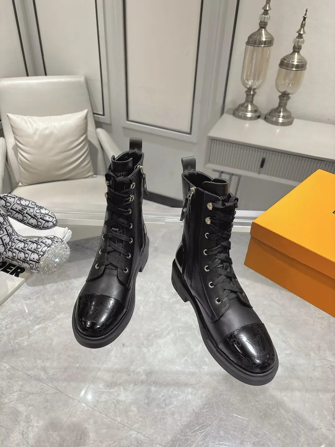 Women Boots G952