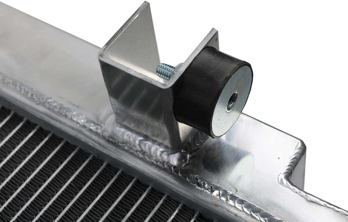 Aluminum Radiator for 2010 2011 2012 Dodge Ram 2500 3500 4500 6.7L Cummins I17857