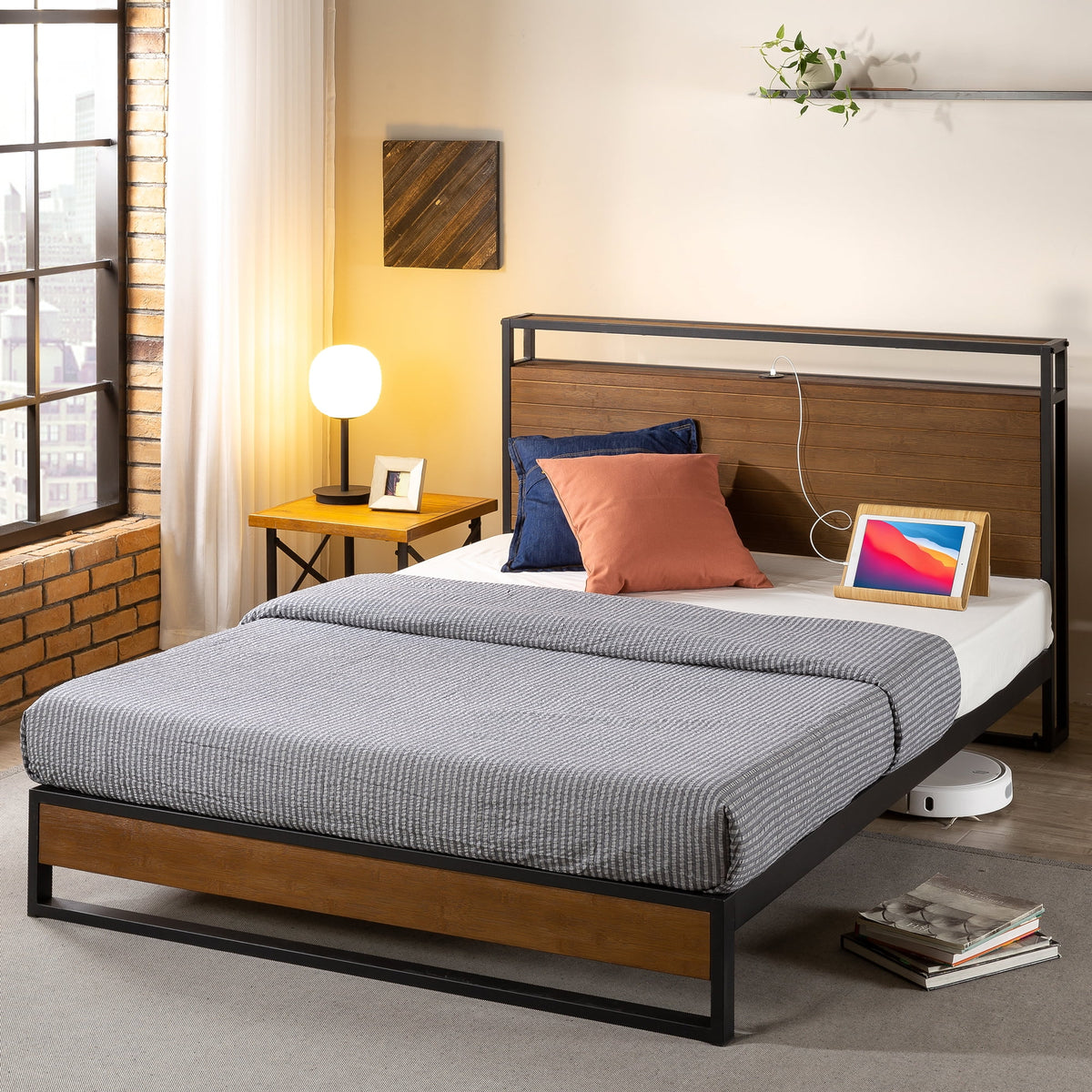 Queen Bamboo and Metal Platform Bed Frame with Shelf and USB Ports Y446