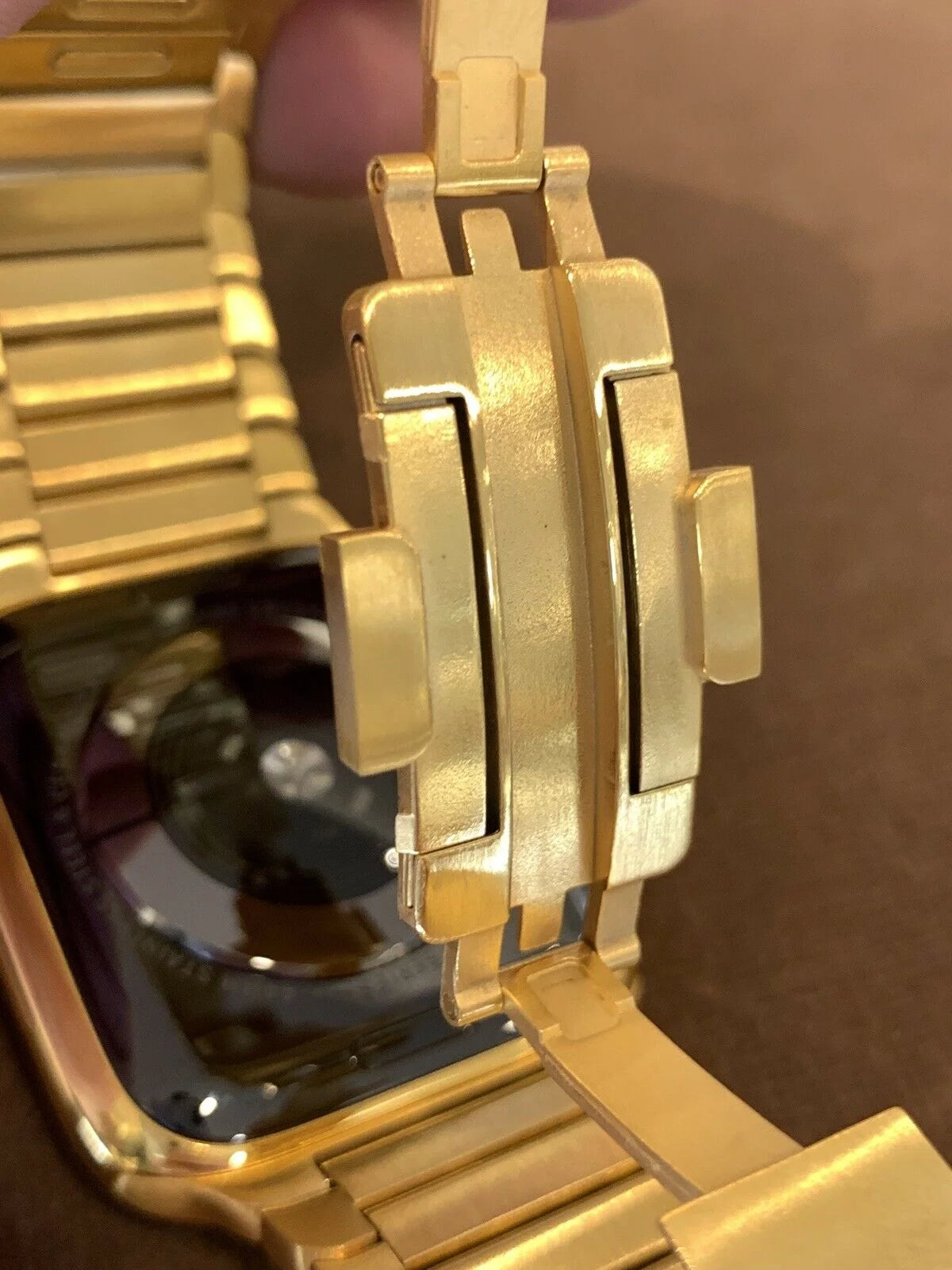 24K Gold Plated 44mm Stainless Steel Smartwatch with Link Band V664
