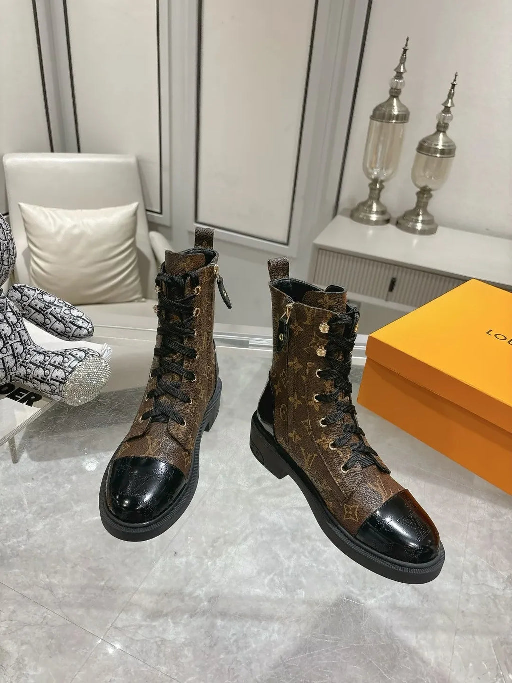 Women Boots G952