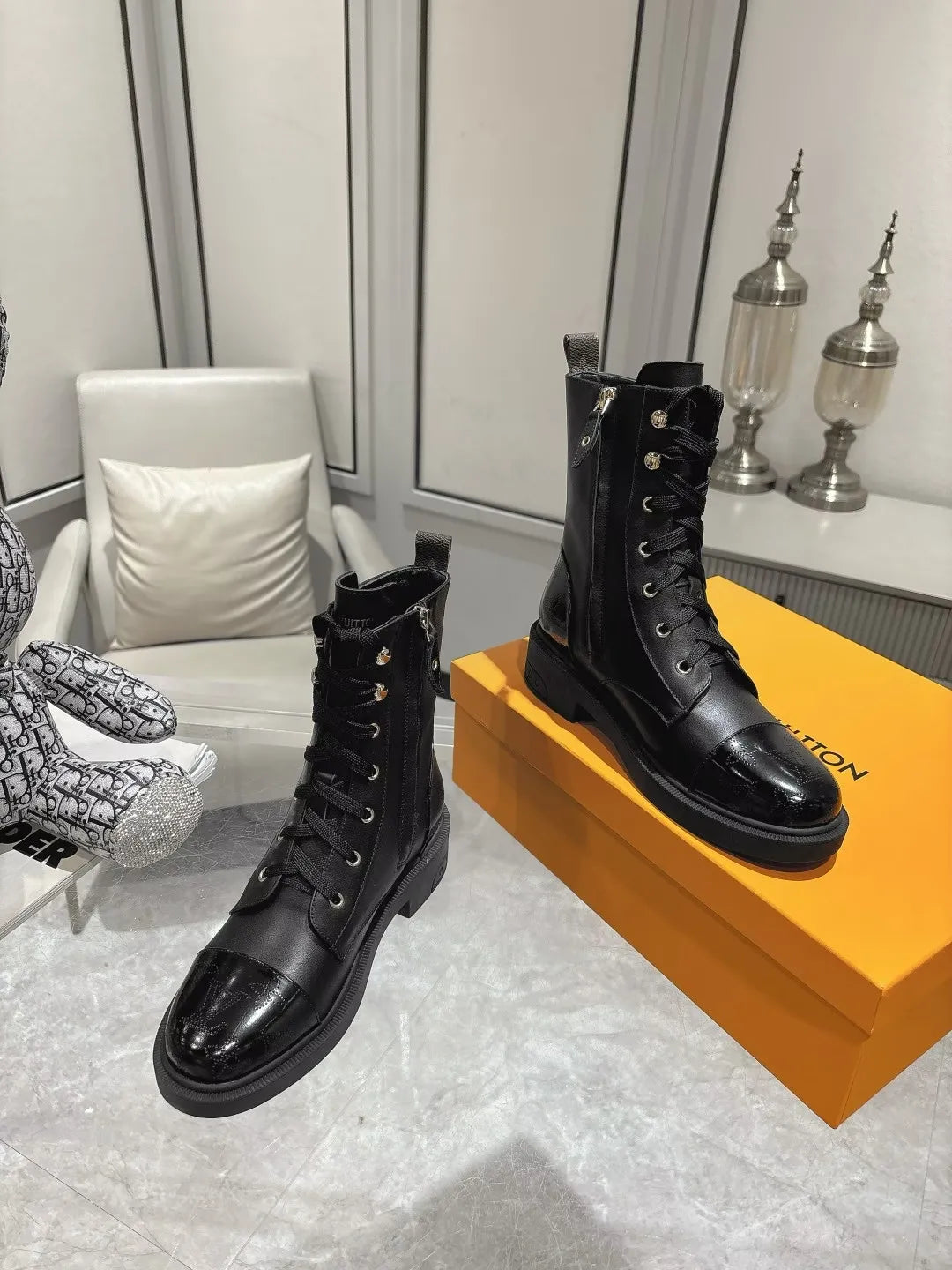 Women Boots G952